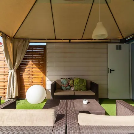 Mexico Suite- Private Terrace Air Conditioned 公寓